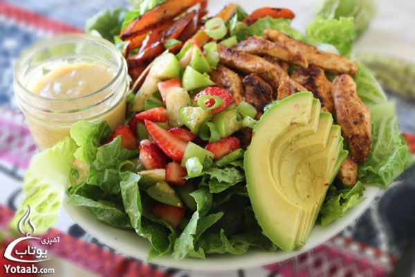 سالاد فاهیتای مرغ (Chicken Fajita Salad)
